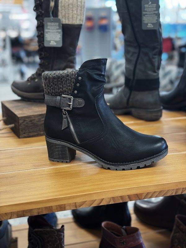 Roderer Shoe Center