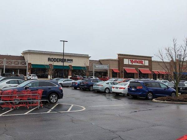 Roderer Shoe Center